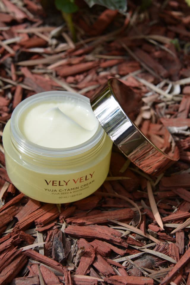 Vely Vely Yuja C-tamin Cream review photo by LALABeautyGirl