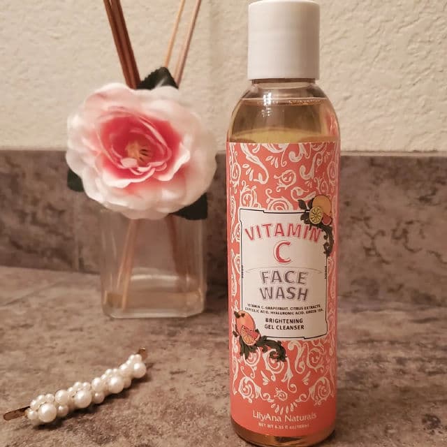 LilyAna Naturals Vitamin C Face Wash review photo by Larysa