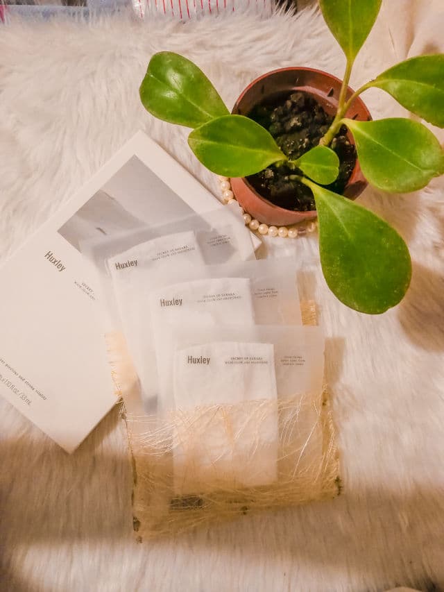 Huxley Glow and Brightness Mask review photo by LianaMae