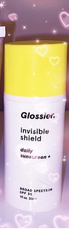 Glossier Invisible Shield Daily Sunscreen SPF35 review photo by Lilacskinlove