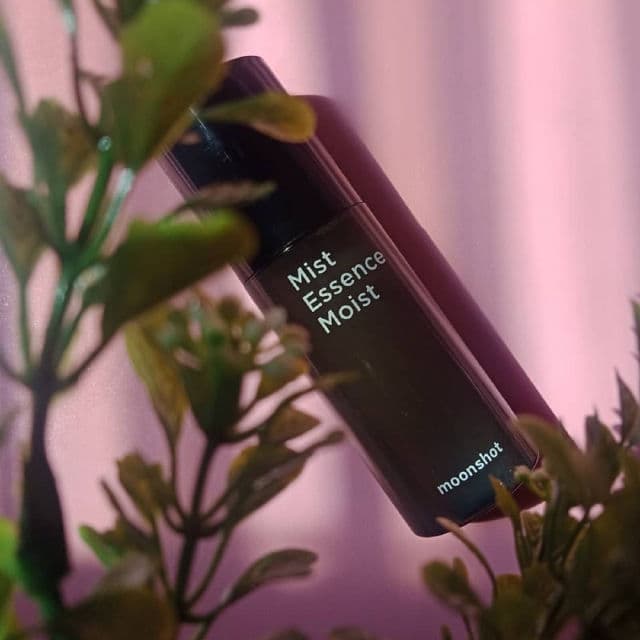 Moonshot Mist Essence Moist review photo by Lovemadediary