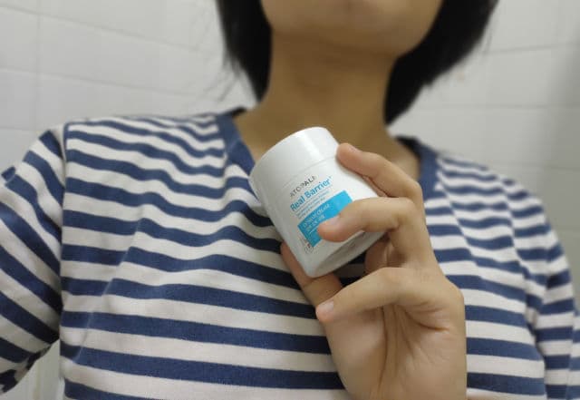 Real Barrier [Discontinued] Extreme Cream review photo by Lunamee478