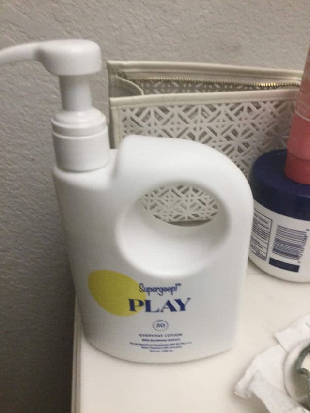 Supergoop! PLAY Everyday Lotion SPF 30 with Sunflower Extract review photo by Sarcolynna