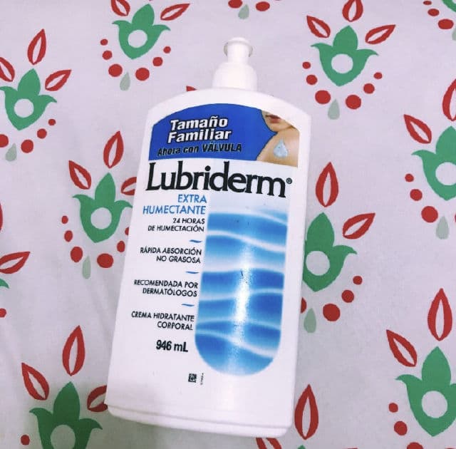 Lubriderm Daily Moisture Lotion SPF 15 review photo by Lynnette