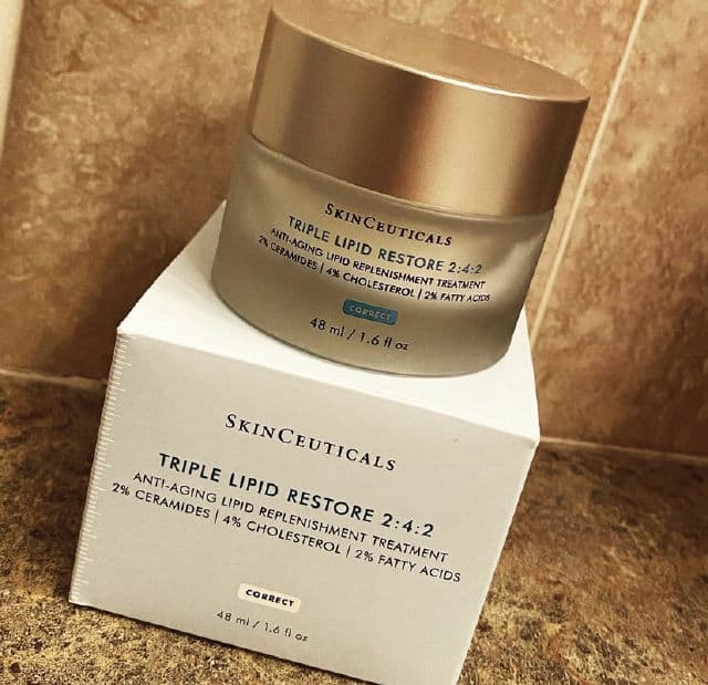 SkinCeuticals Triple Lipid Restore 2:4:2 review photo by Lynnsey