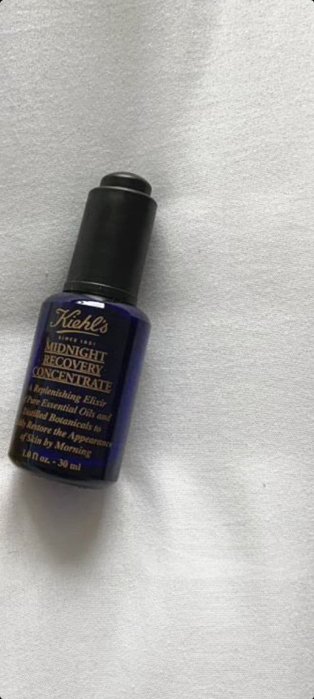 Kiehl's Midnight Recovery Concentrate review photo by MLiaBeauty