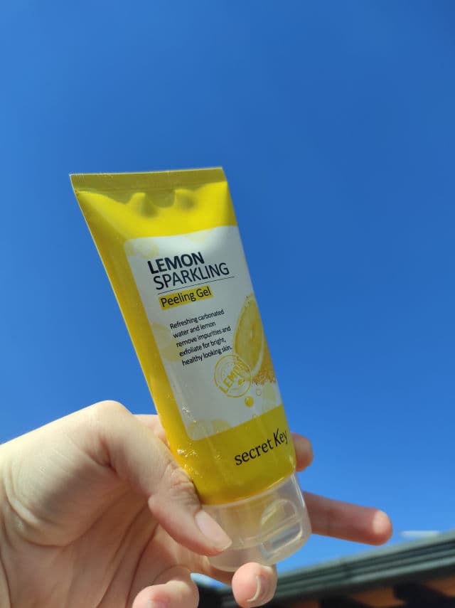 SECRET KEY Lemon Sparkling Peeling Gel review photo by Maferstea