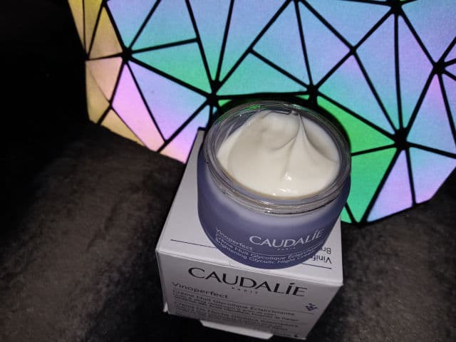 Caudalie Paris Vinoperfect Brightening Glycolic Overnight Cream review photo by Mandeekaye