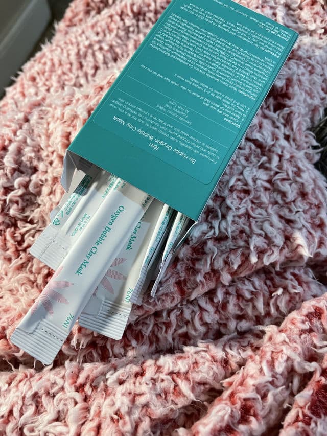 76N1 Be Happy Oxygen Bubble Clay Mask  review photo by Mannika