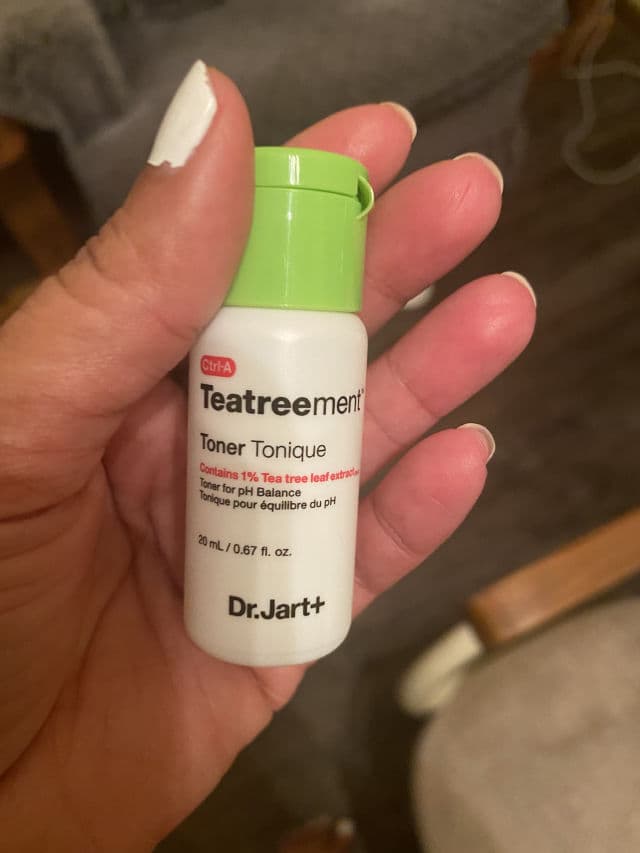 Dr. Jart+ Ctrl-A Teatreement Toner review photo by Mareenap