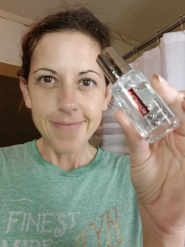 L'Oreal Paris Revitalift Derm Intensives Hyaluronic Acid plus Eye Serum (Hyaluronic Acid + Caffeine) review photo by MariePoston41