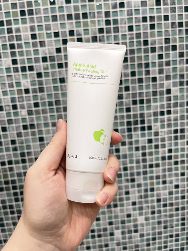 A'pieu Apple Acid Visible Peeling Gel review photo by MaryHale