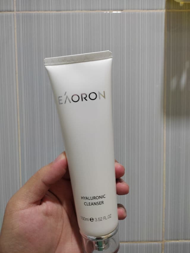 Hyaluronic Cleanser product review