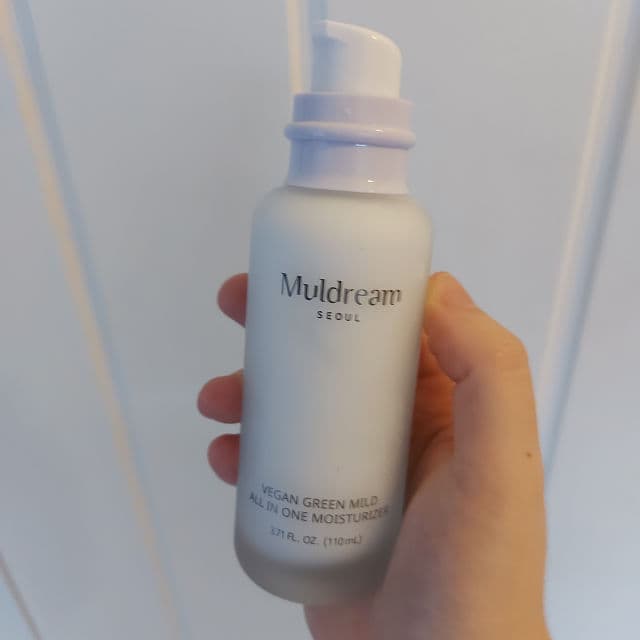 Muldream Vegan Green Mild All In One Moisturizer review photo by MeabhLee