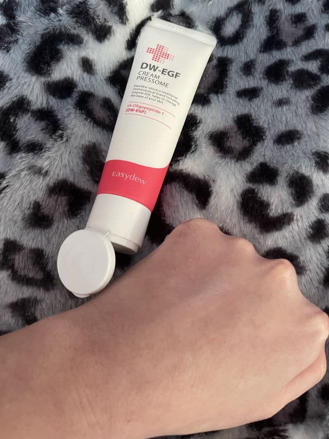 Easydew DW-EGF Cream Pressome review photo by MegD630