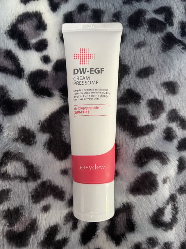 Easydew DW-EGF Cream Pressome review photo by MegD630