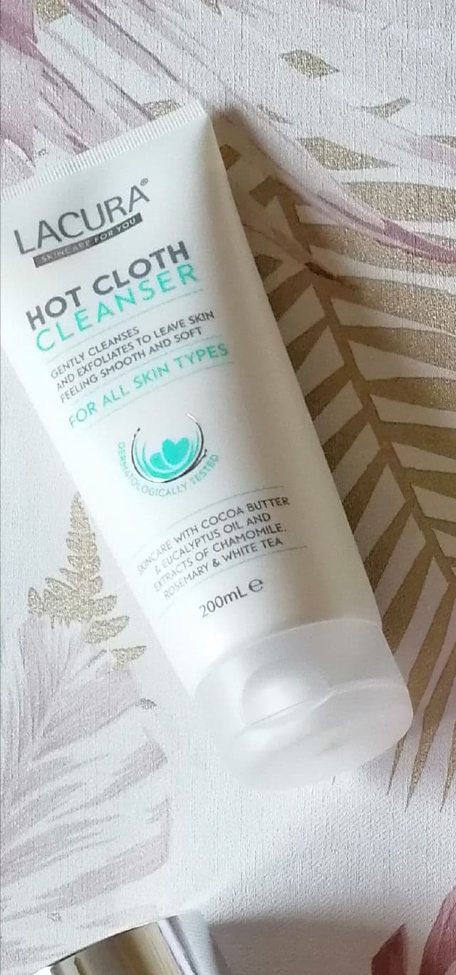 Lacura Hot Cloth Cleanser review photo by Shixx95