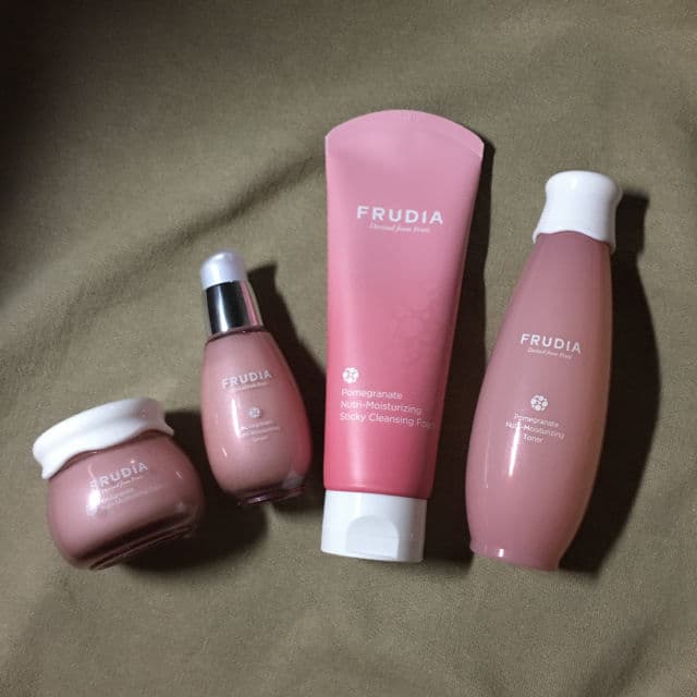 Frudia Pomegranate Nutri-Moisturizing Toner review photo by MeiMeiReview