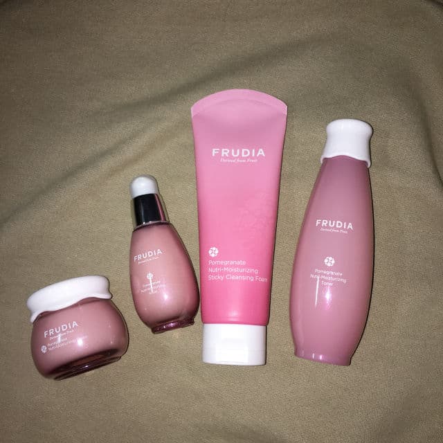 Frudia Pomegranate Nutri-Moisturizing Cream review photo by MeiMeiReview