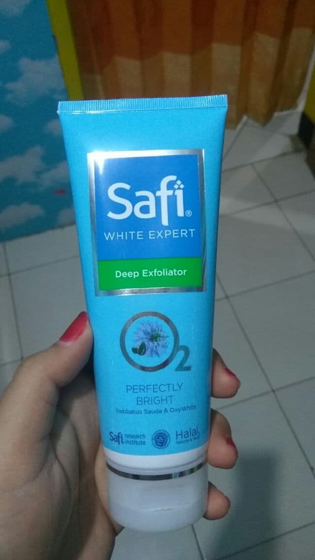 Safi White Expert Deep Exfoliator review photo by Meivita28
