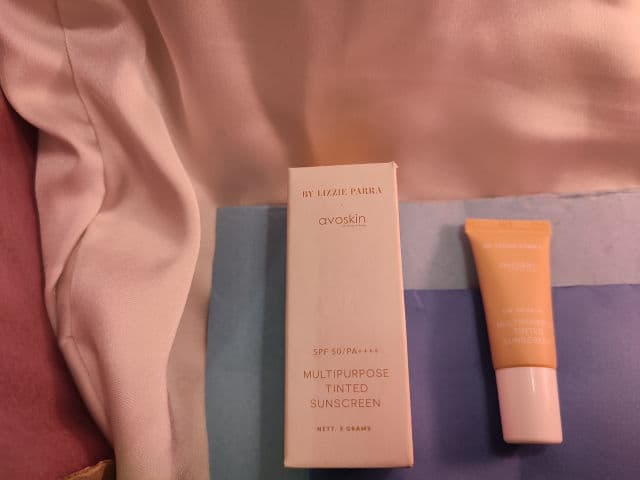Avoskin BLP X Avoskin Multipurpose Tinted Sunscreen review photo by Michico