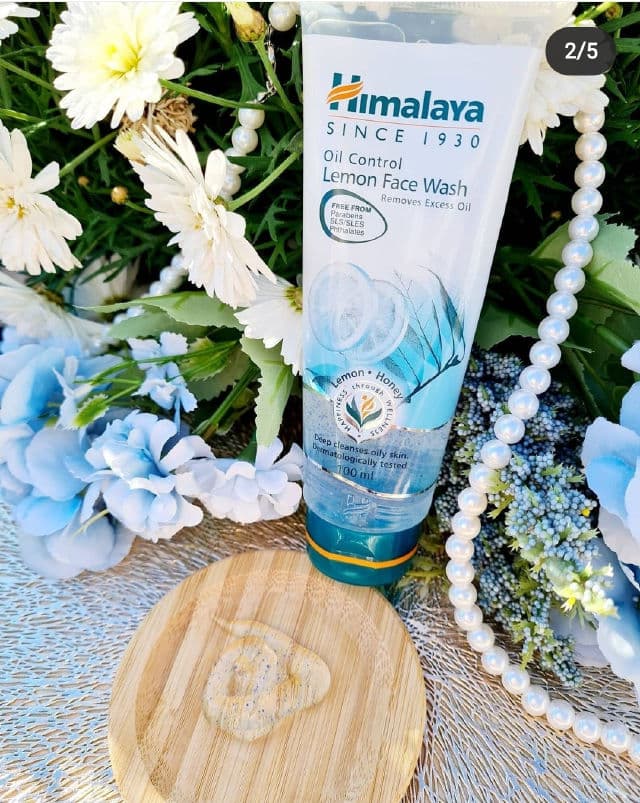 Himalaya Herbals Oil Control Lemon Face Wash review photo by Minabutt
