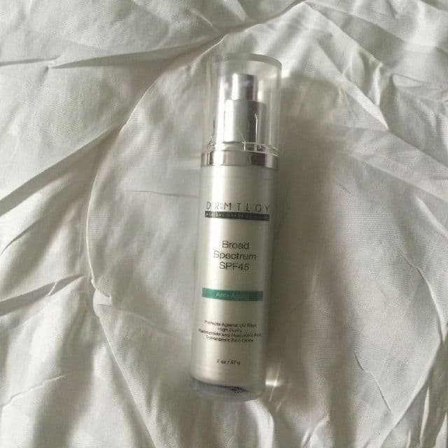 DRMTLGY Broad Spectrum SPF 45 - Protect defend/prevent review photo by Minene