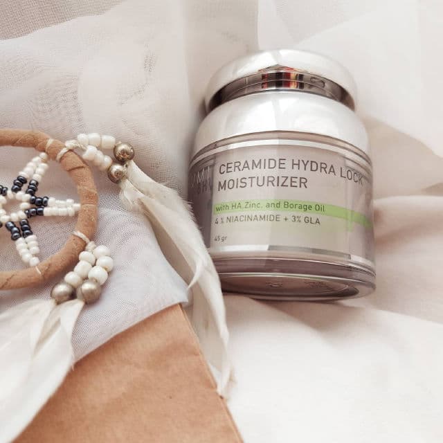 Bhumi Ceramide Hydra Lock Moisturizer review photo by Miranntii