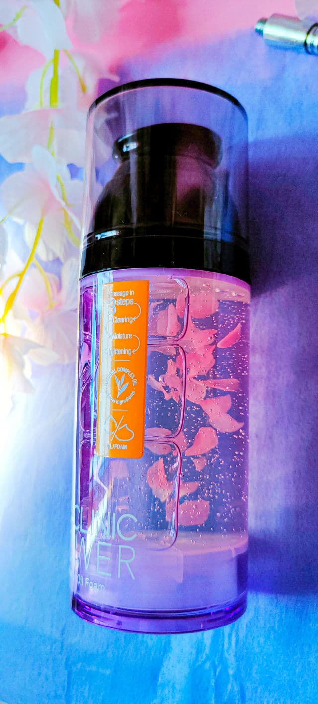 Maxclinic Purifying Flower Oil Foam review photo by Miss_LunaYee