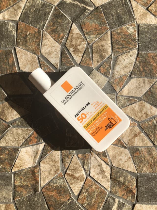 La Roche-Posay Anthelios Shaka Ultra-Light Facial Sun Cream SPF50 review photo by ModestUnniTisnia