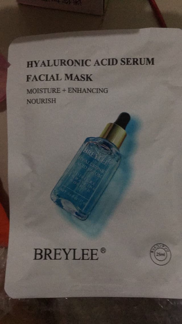 Breylee Hyaluronic Acid Serum review photo by MonikeeChan
