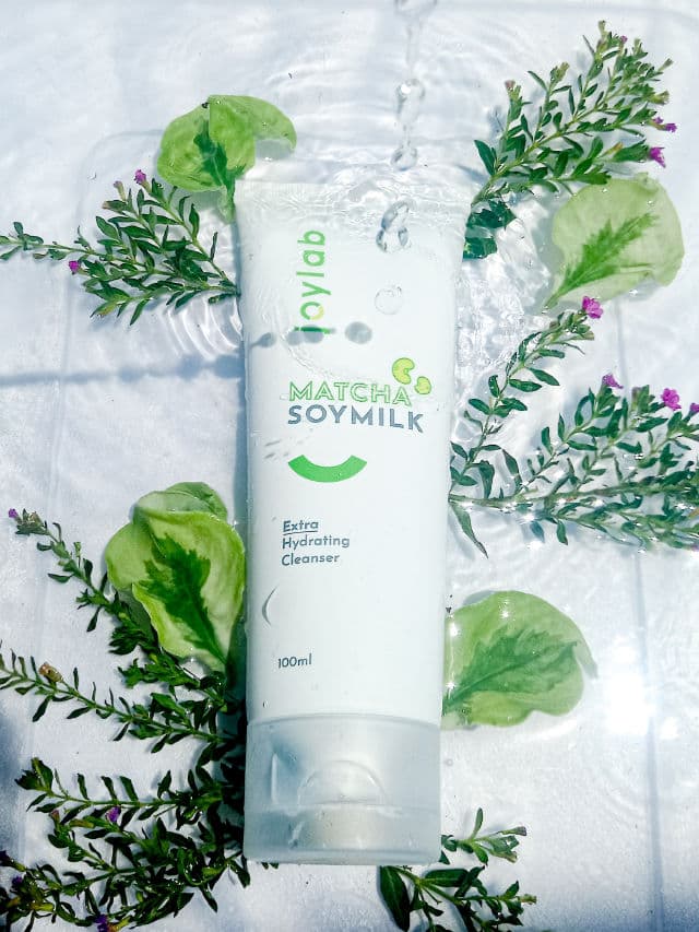 Joylab Matcha Soy Milk Extra Hydrating Cleanser  review photo by MuslimDarmawan