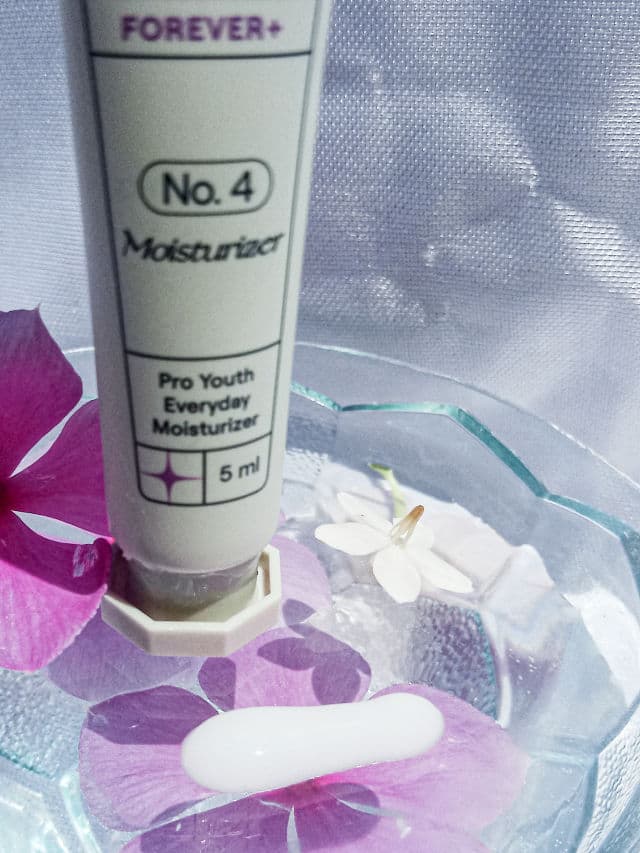 Glow Inc Potion FOREVER+ Pro Youth Everyday Moisturizer review photo by MuslimDarmawan
