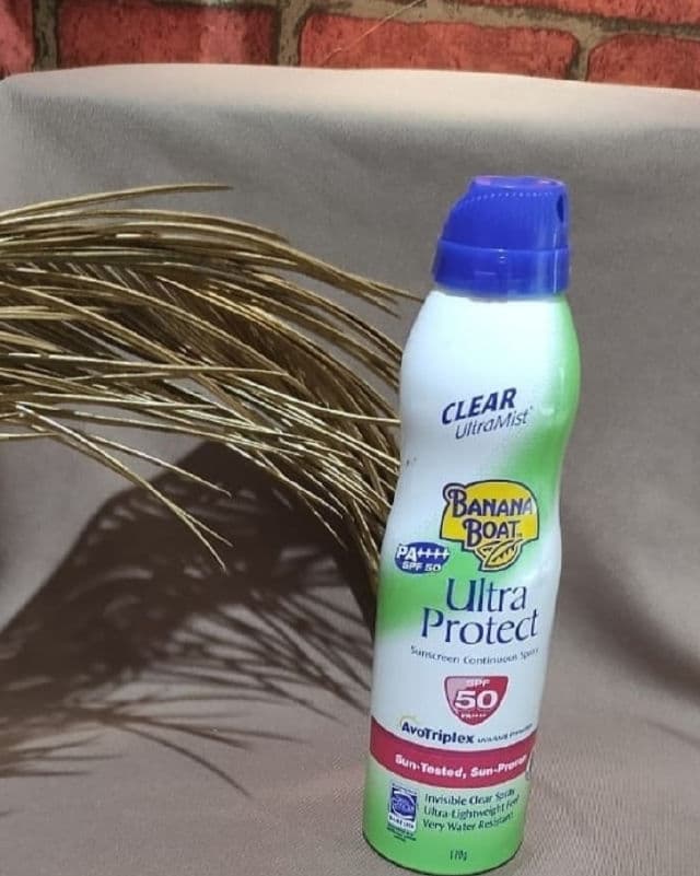 Banana Boat Ultra Protect Ultramist SPF 50 review photo by Muthia1190