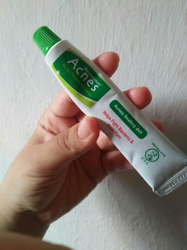 Acnes Sealing Gel review photo by Nabilahranti