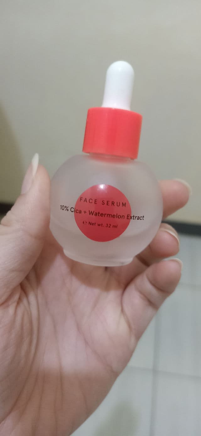 Dear Me Beauty 10% Cica + Watermelon Extract Face Serum review photo by Natasya