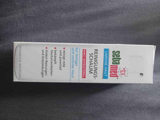 Sebamed Clear Face Antibacterial Cleansing Foam review photo by NessaVici