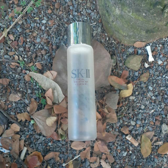SK-II Facial Treatment Essence with 90% Pitera review photo by Niacinaemide