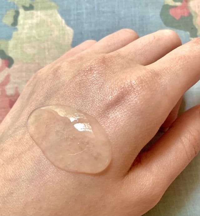 ETUDE Cica Balance 5.5 Gel Cleanser review photo by NimNimSkin