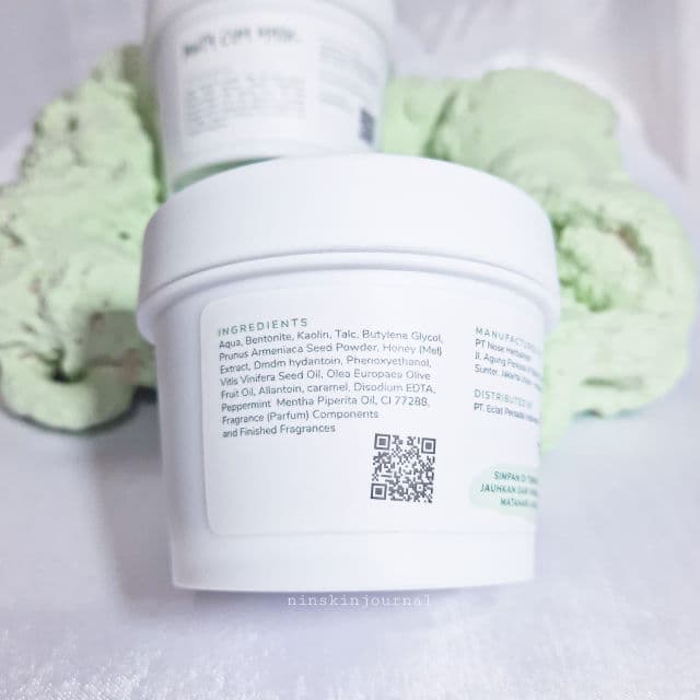 Saturday Looks Minty Gentle Scrub Face Mask review photo by Ninskinjournal