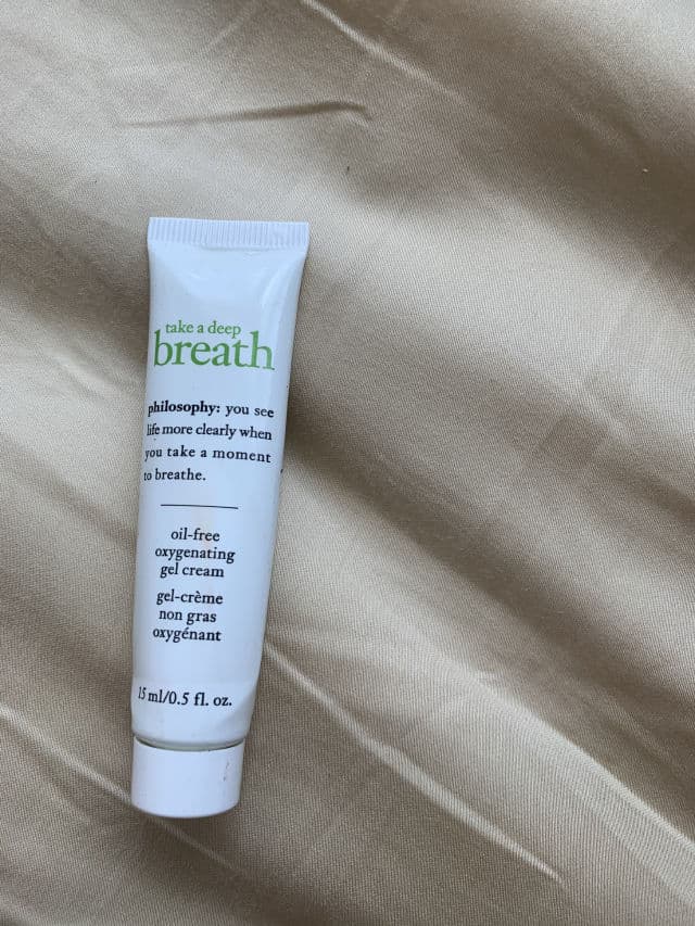 philosophy Travel Size Take A Deep Breath Oil-Free Oxygen Infused Gel Cream review photo by Nisakniza