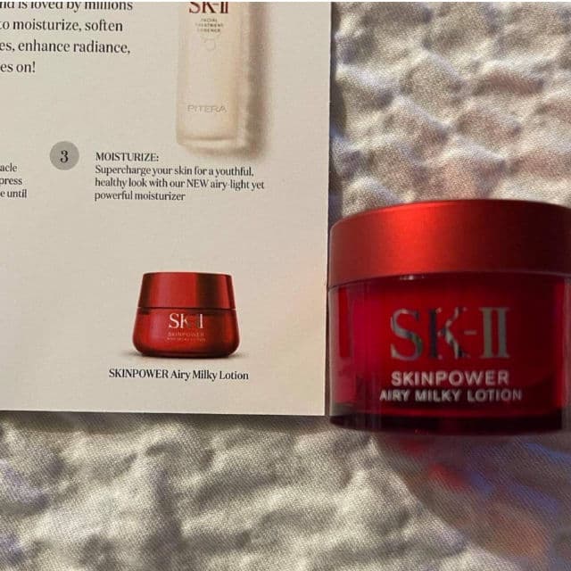 SK-II R.N.A Power Radical New Age Cream review photo by NixielouEve