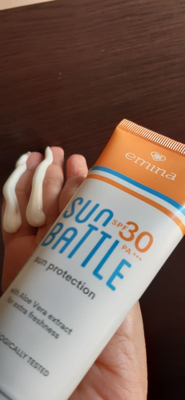 Emina Sun Battle SPF 30 PA+++ review photo by Noohee