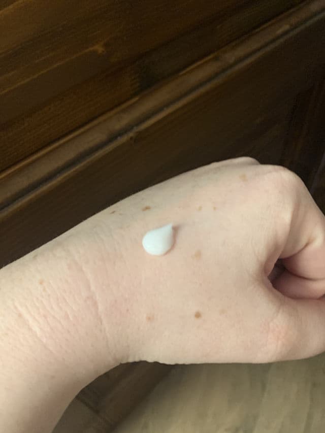 SVR Hydraliane Legere review photo by Norapalma