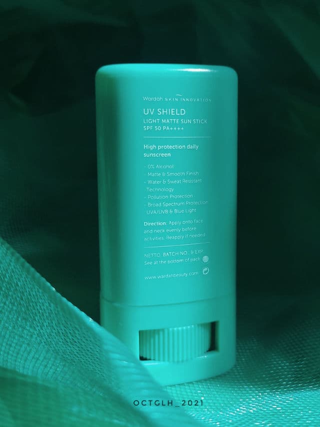 Wardah UV Shield Light Matte Sun Stick SPF 50 PA ++++ review photo by OctaGaluh