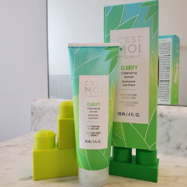 C'est Moi Clarify Cleansing Scrub review photo by Pearlreviews