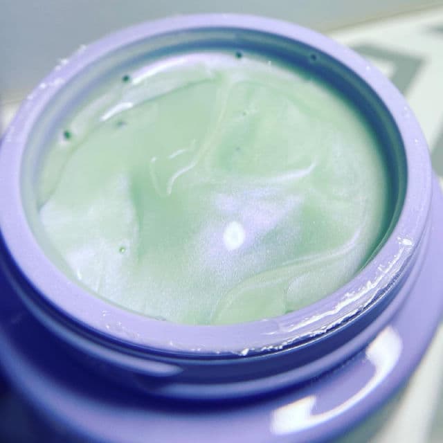 I Dew Care Sugar Kitten Hydrating Holographic Peel-Off Mask review photo by GlowyGail