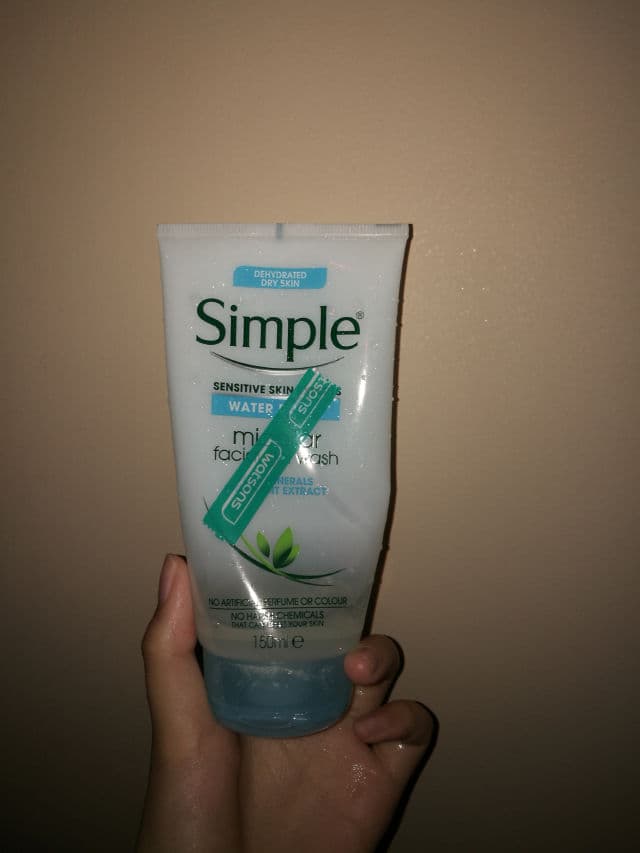 Simple Water Boost Micellar Cleansing Facial Gel Wash review photo by simochiba