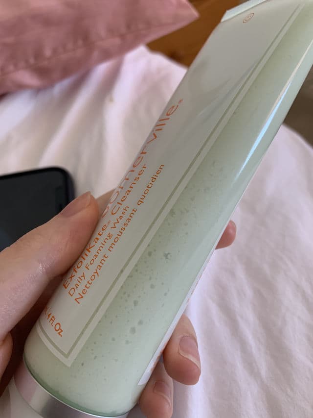 Kate Somerville ExfoliKate Cleanser Daily Foaming Wash review photo by Picky31036