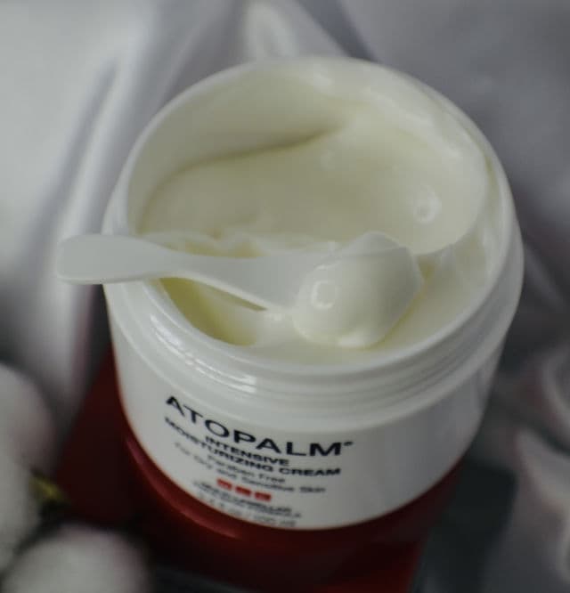 Atopalm MLE Intensive Moisturizing Cream review photo by Welcomeinmyworld 
